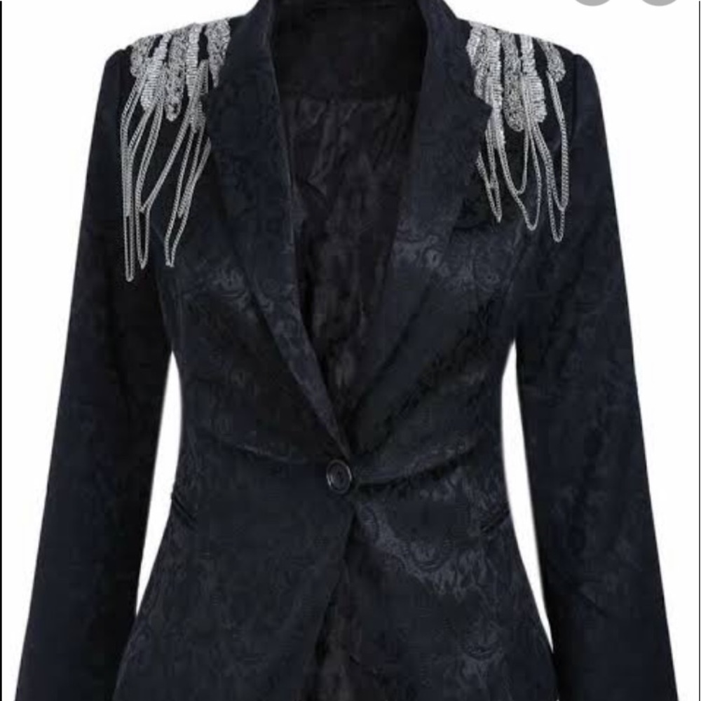 Black lapel chian Embellished Shoulder Jacquard Blazer. Made in morrocon - Picture 1 of 5